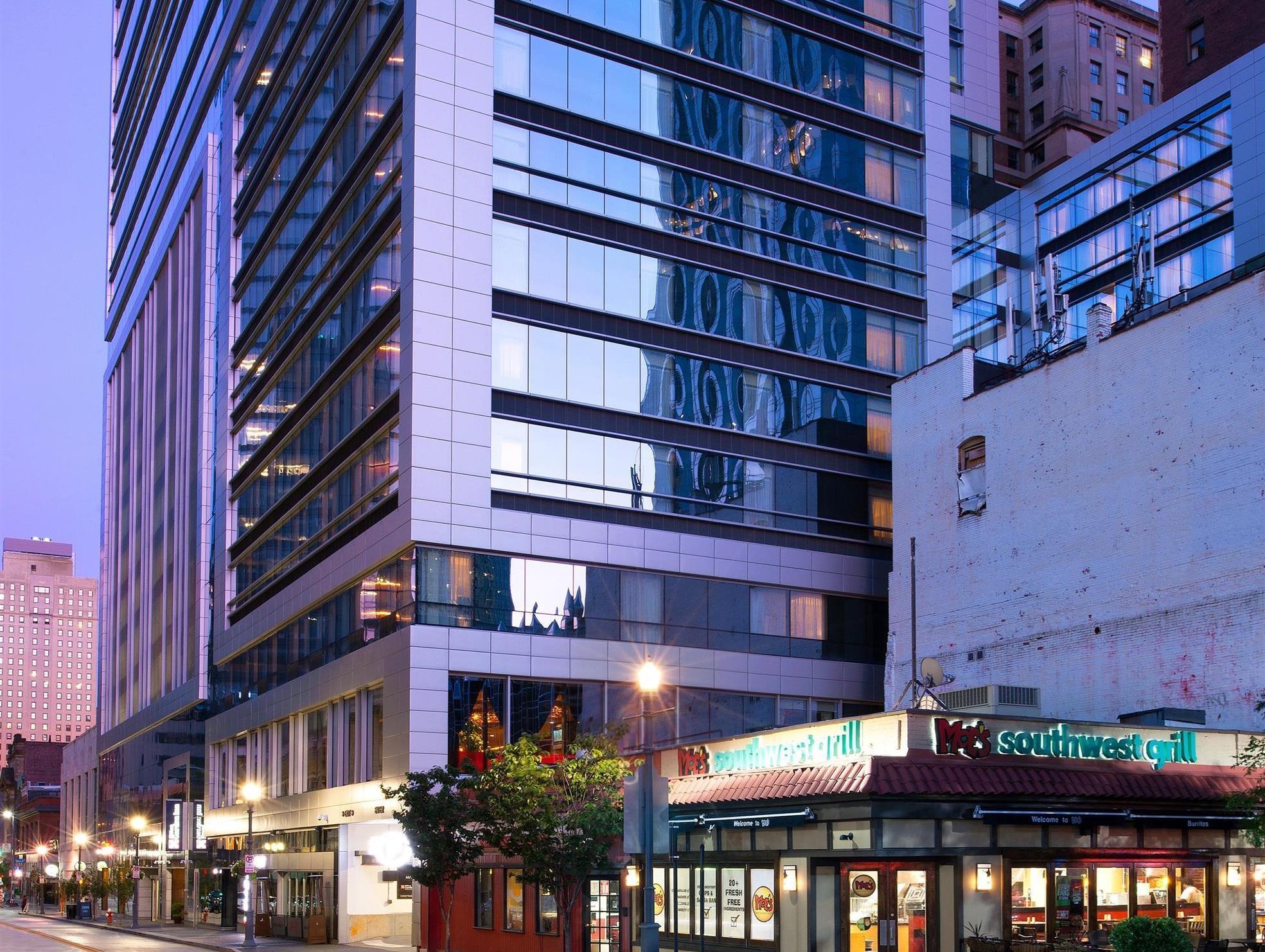 Hilton Garden Inn Pittsburgh Downtown Екстериор снимка