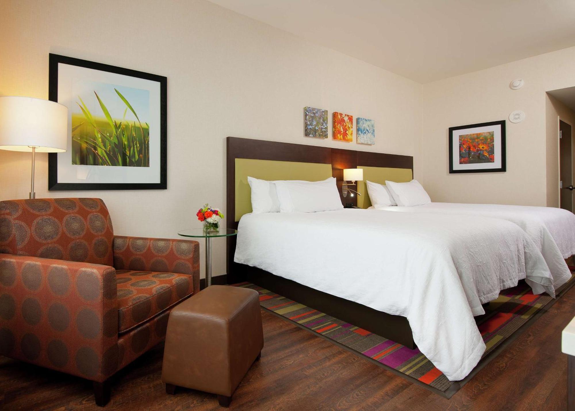 Hilton Garden Inn Pittsburgh Downtown Екстериор снимка