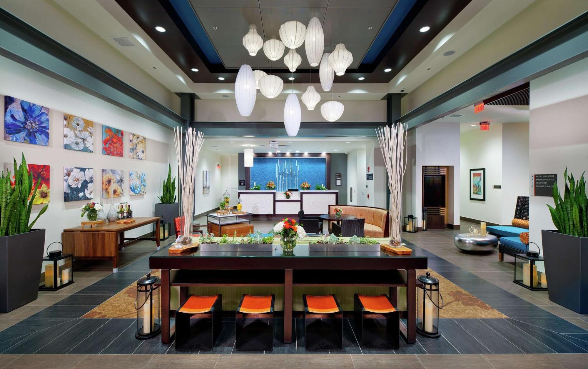 Hilton Garden Inn Pittsburgh Downtown Екстериор снимка